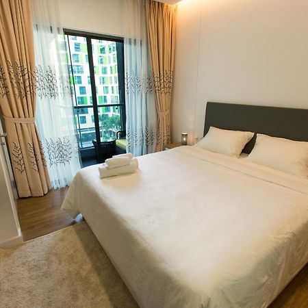 Republic Suites Хошимин Экстерьер фото