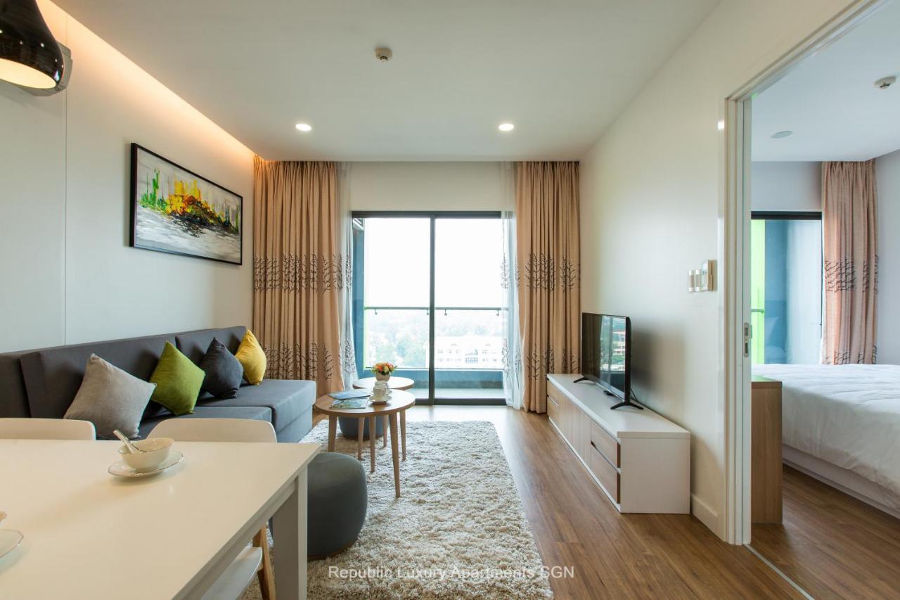 Republic Suites Хошимин Экстерьер фото